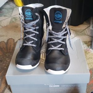 Palladium waterproof boots
